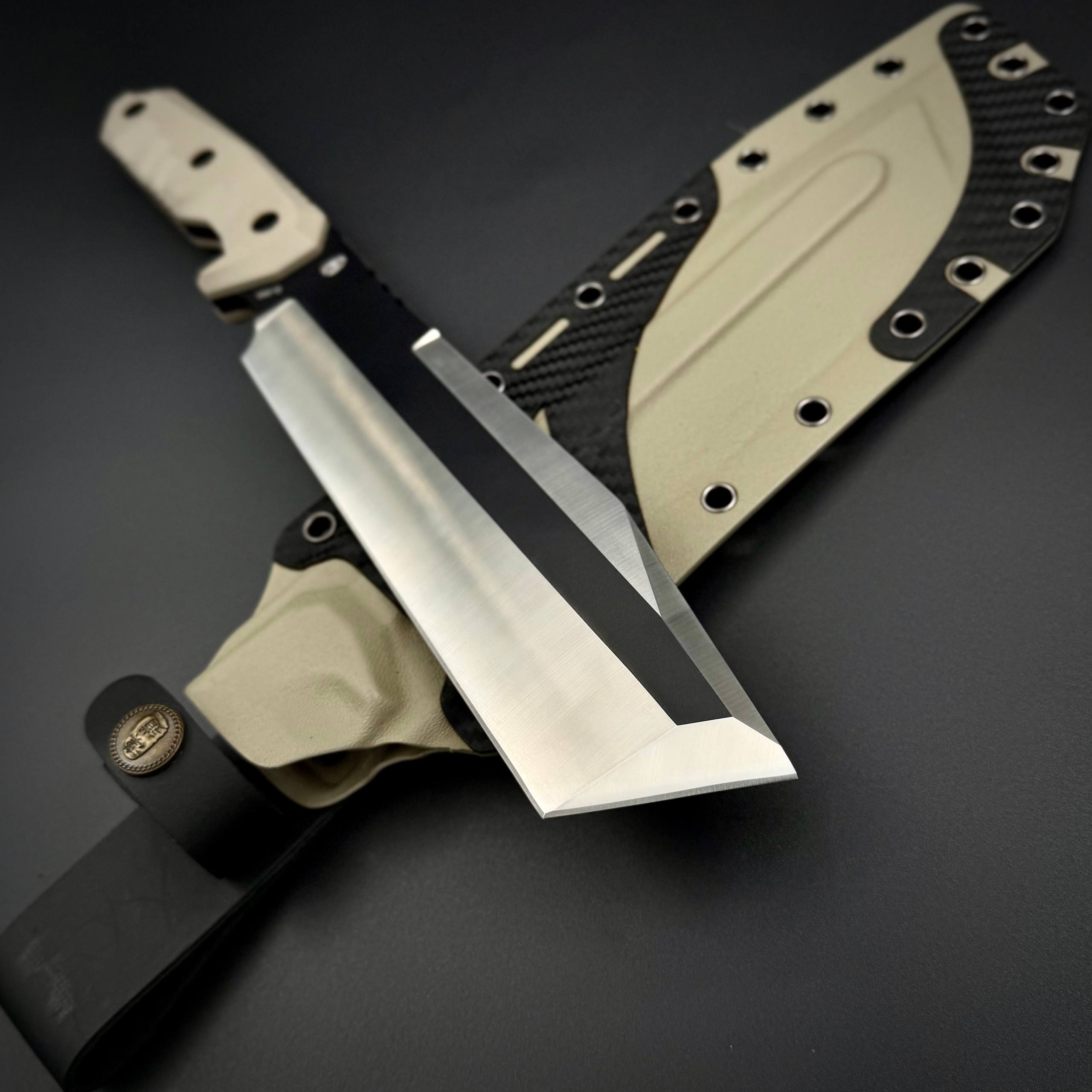 Нож выживания Partisan D350 HX OUTDOORS
