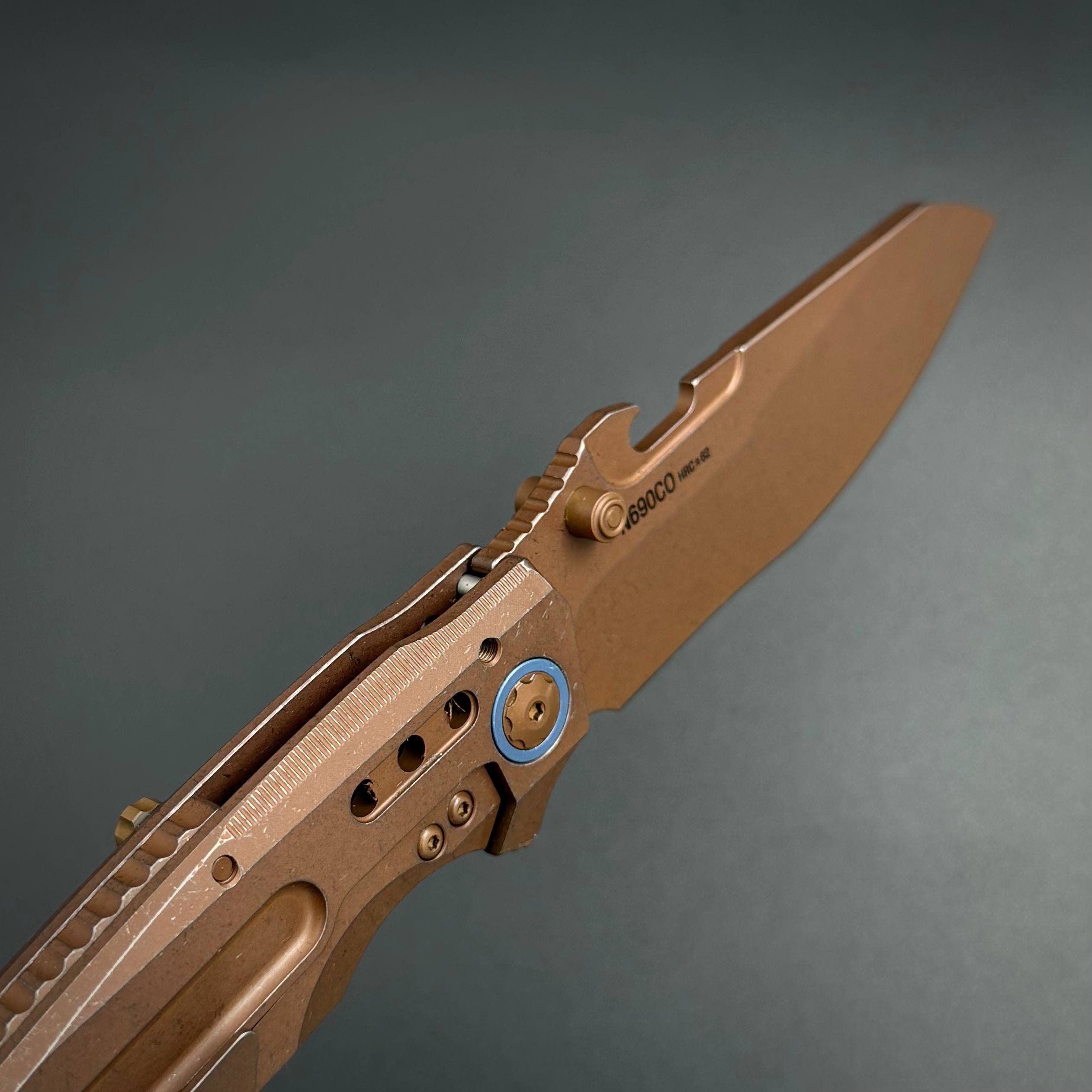 Складной тактический нож Martian n690co Titanium Sand Alpha Miu