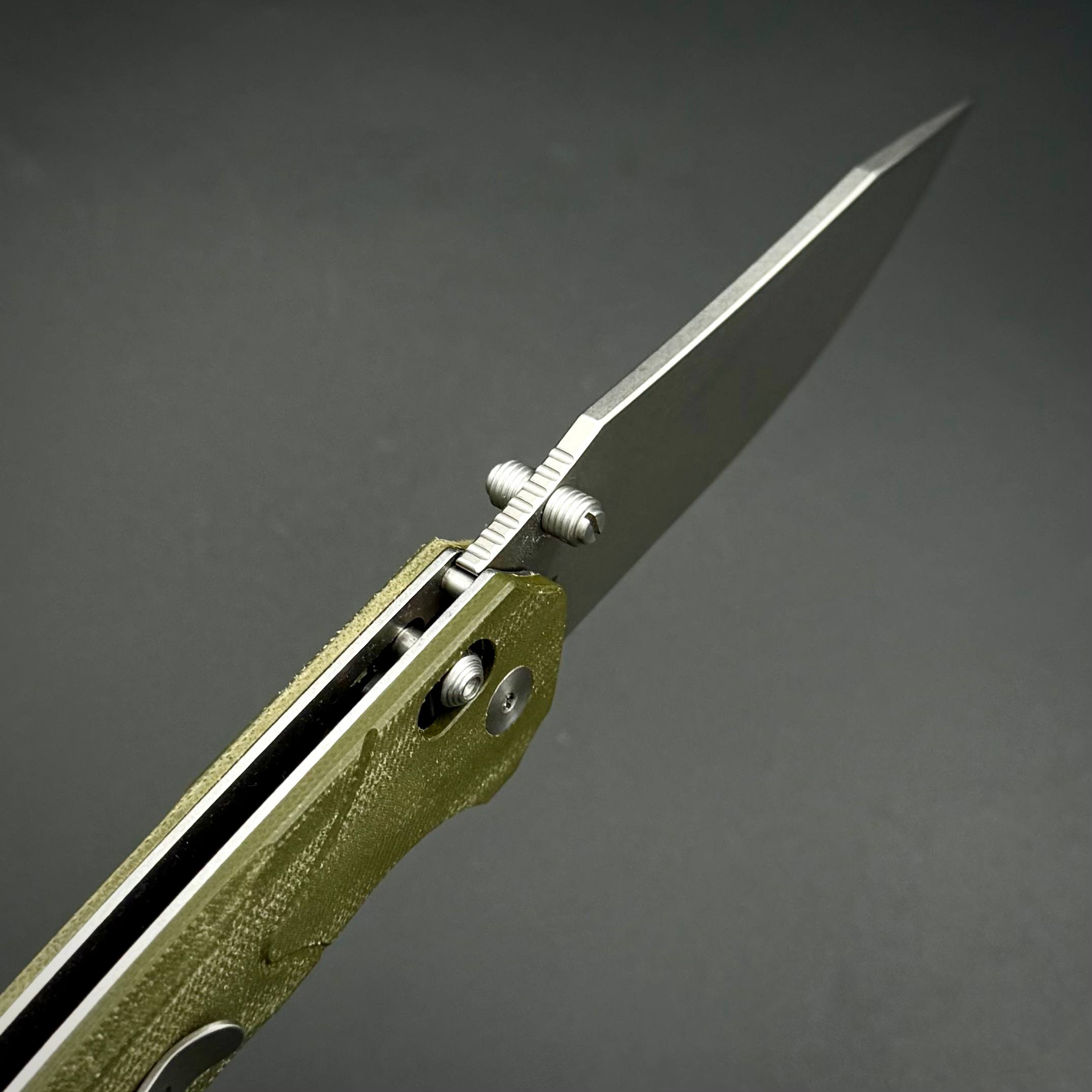 Складной нож Avionyx-C n690co G10 Olive Alpha Miu
