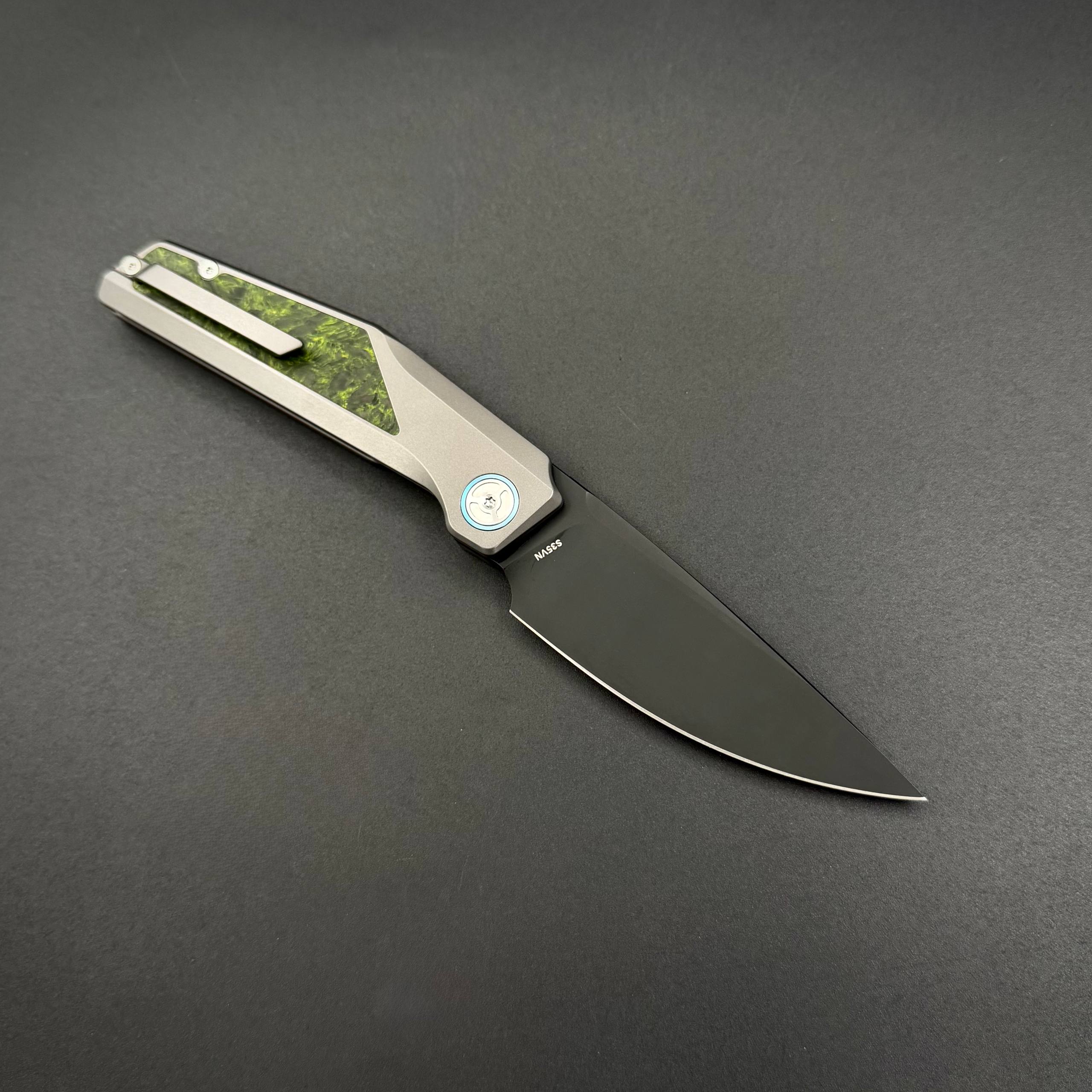 Kniclad Eclat CPM S35VN Green Carbon Fiber DLC