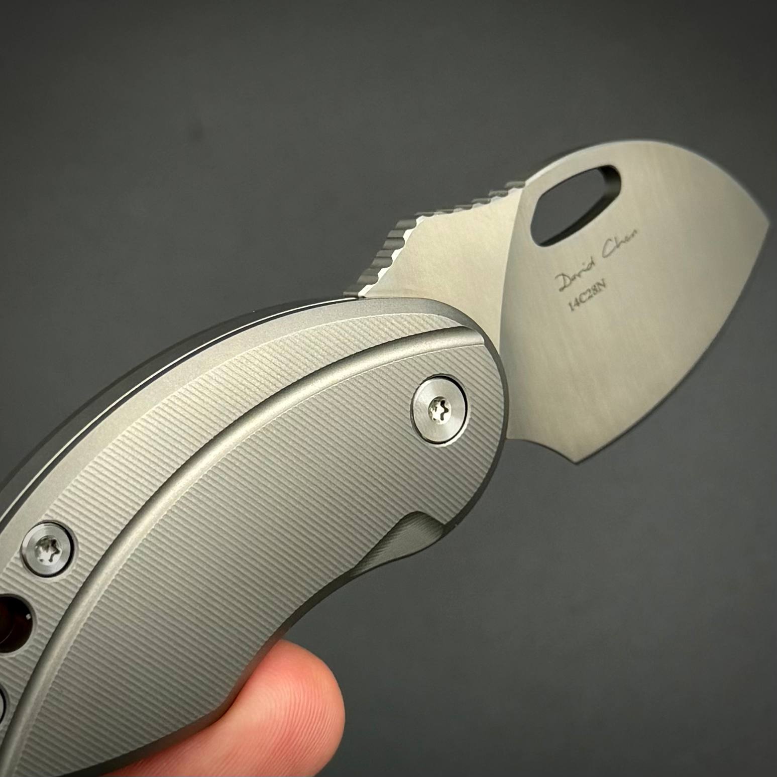 Складной нож BUG Sandvik 14C28N Titanium Pioneer EDC