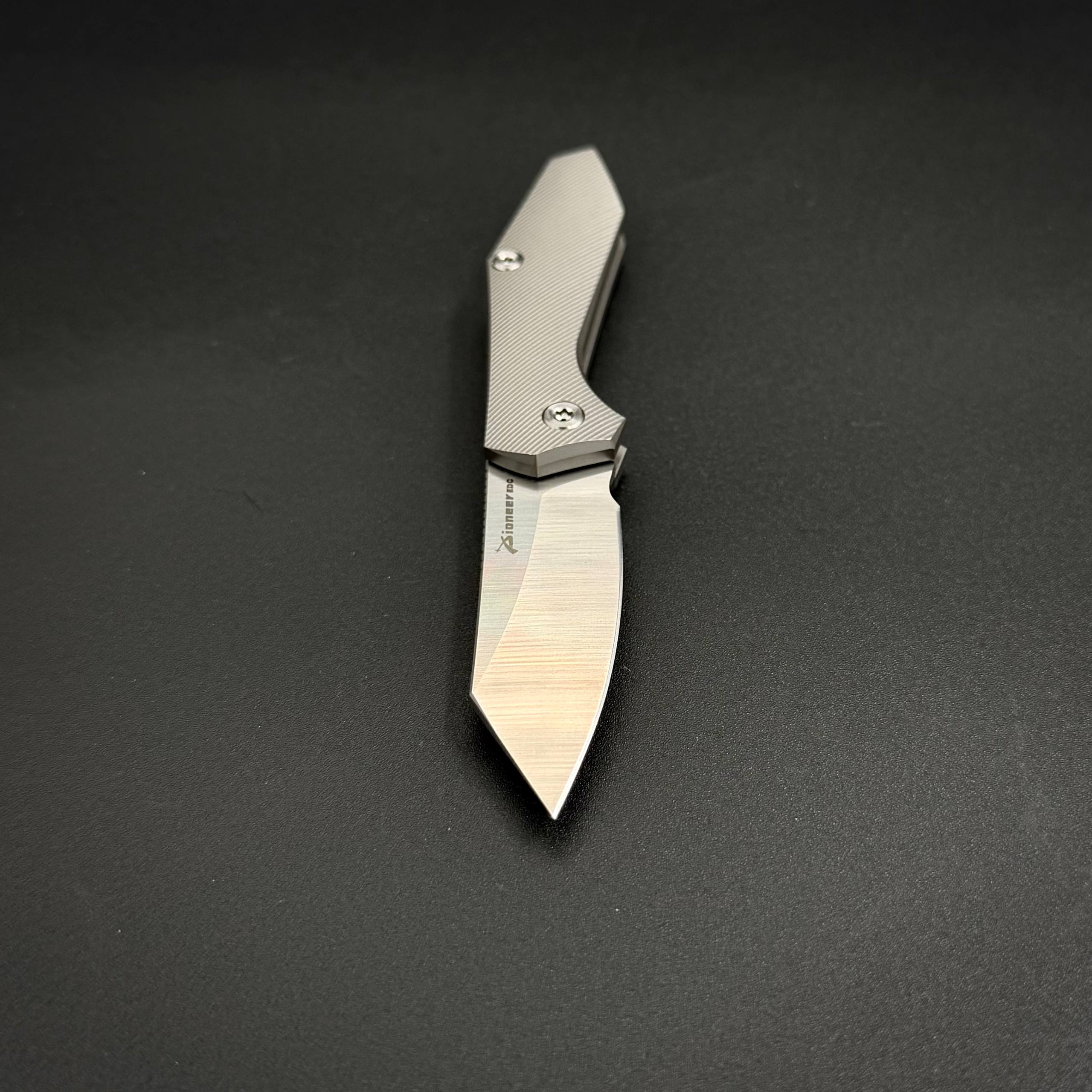 Складной нож-брелок Flea-2 Sandvik 14C28N Titanium Pioneer EDC