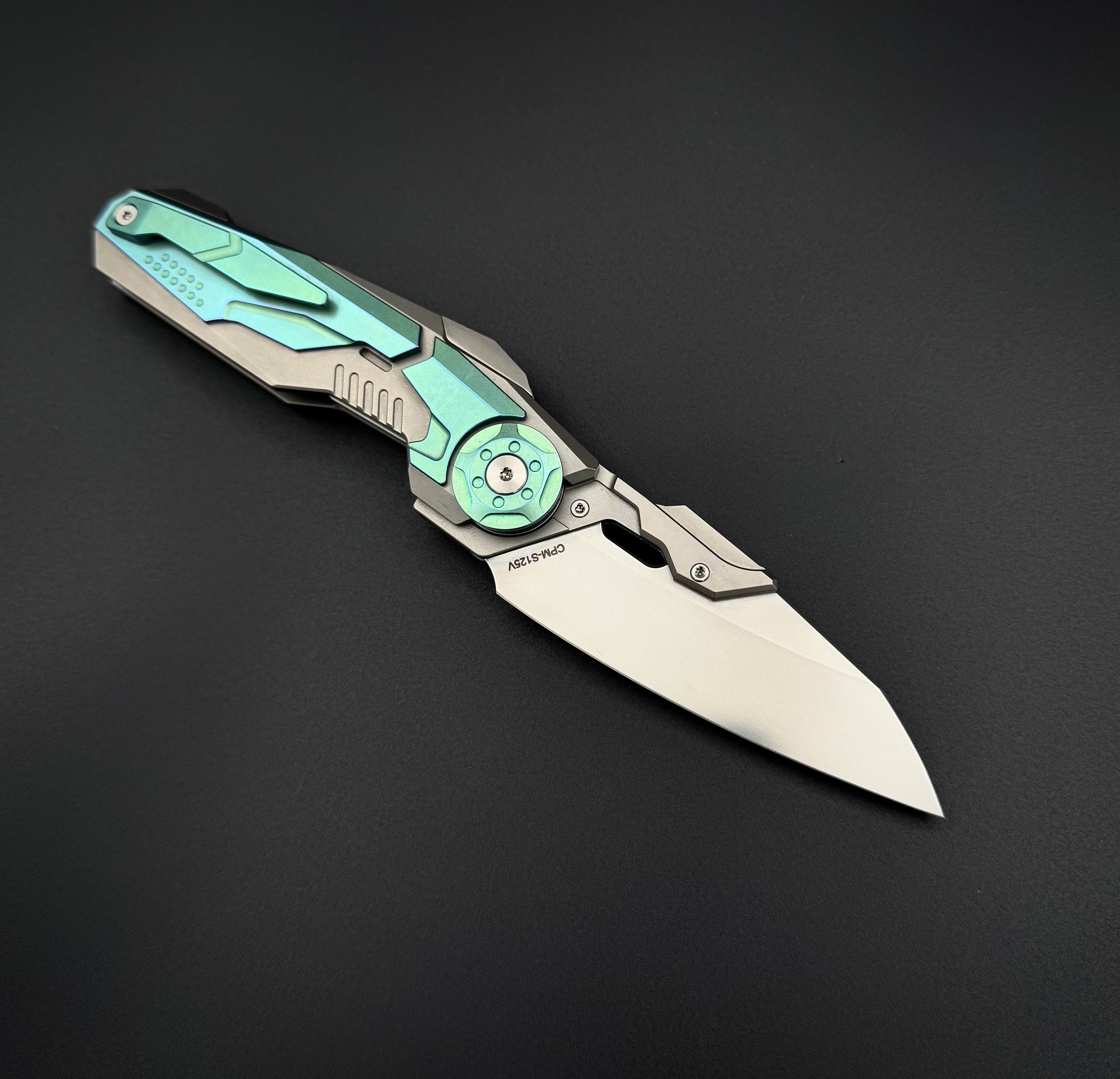 Складной нож интеграл Nexus S125V Green Titanium Alpha Miu