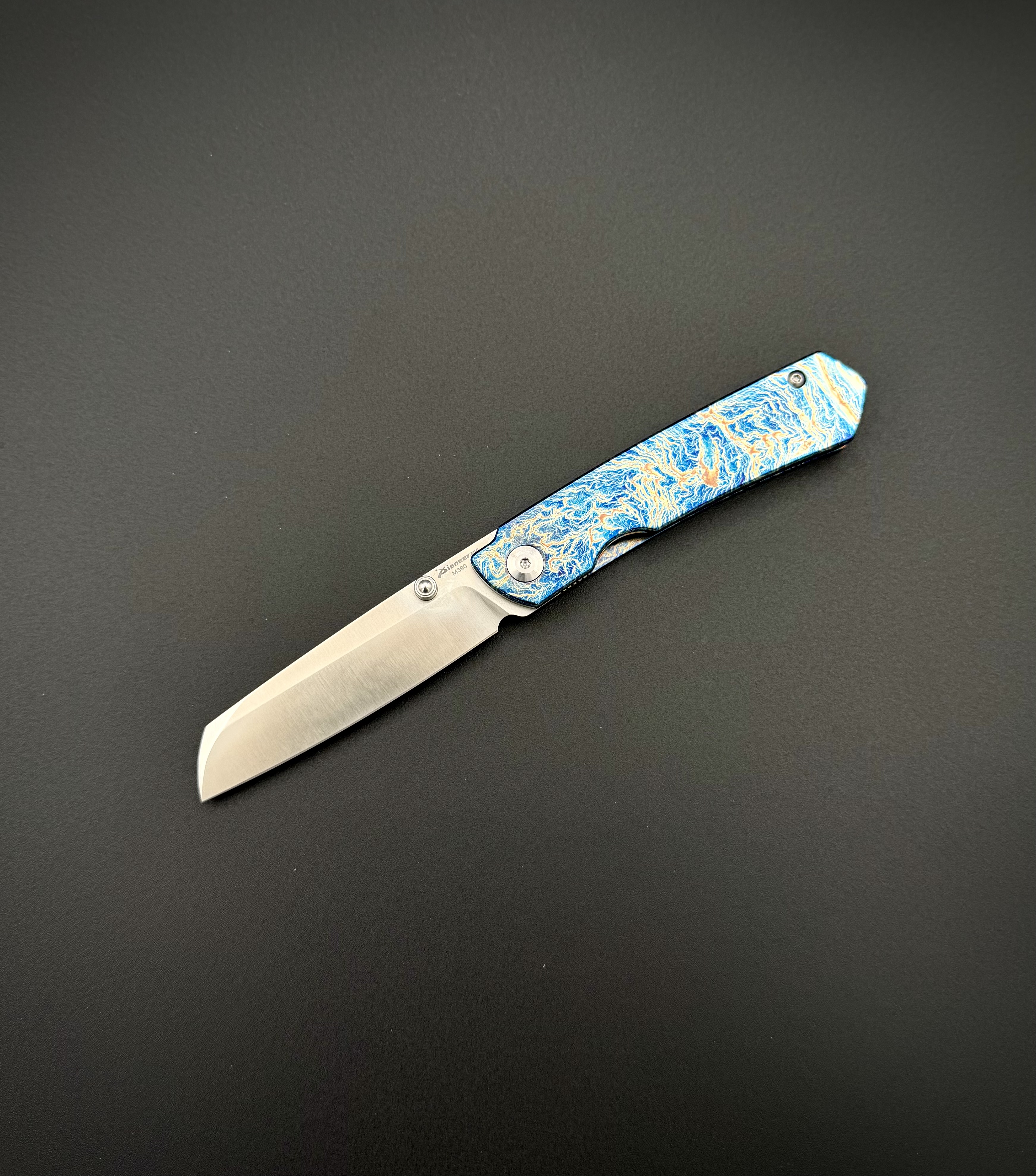 Складной нож Ghost Electric Blue Pioneer EDC
