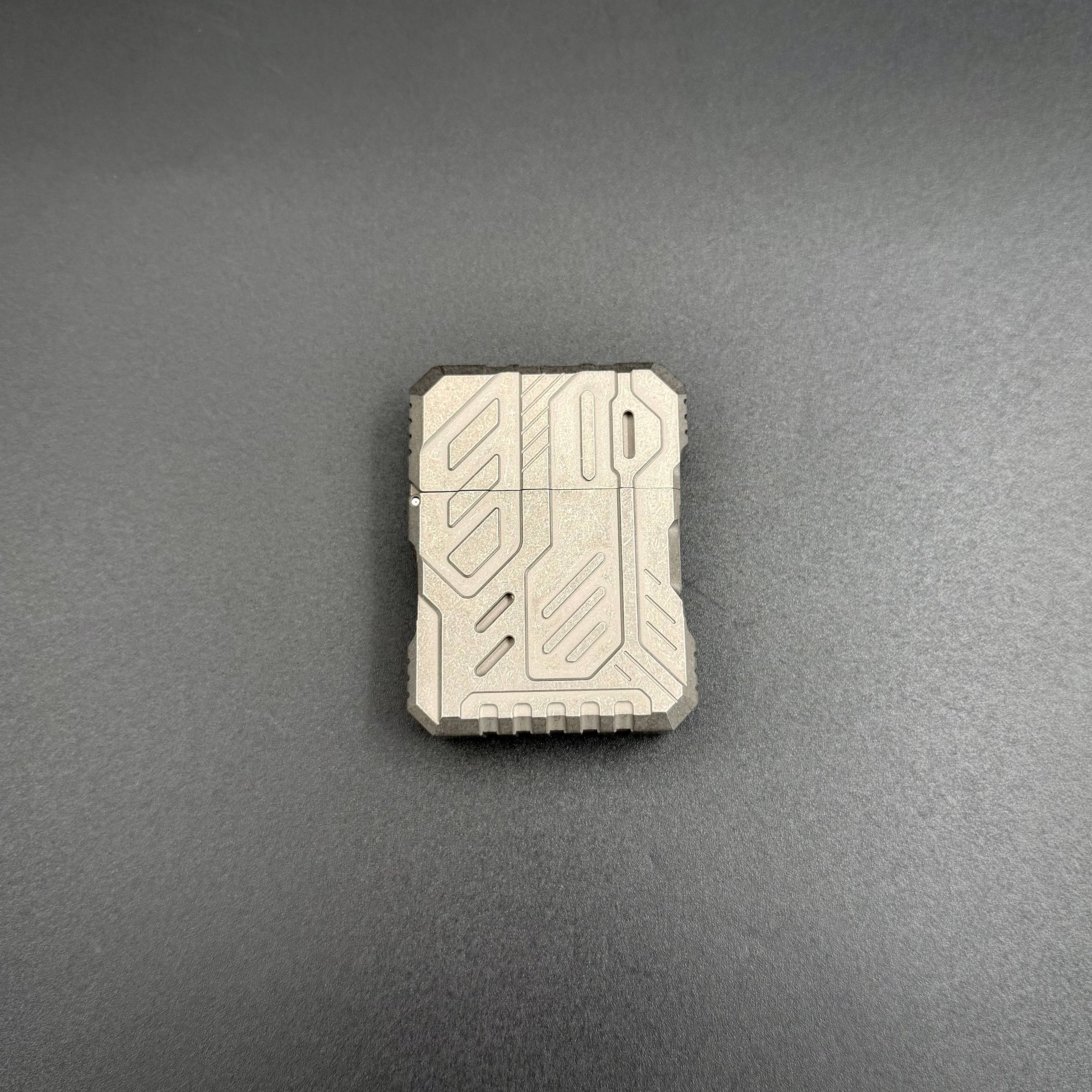 Зажигалка с титановым корпусом Трансформер Тип 1 SW Pioneer EDC