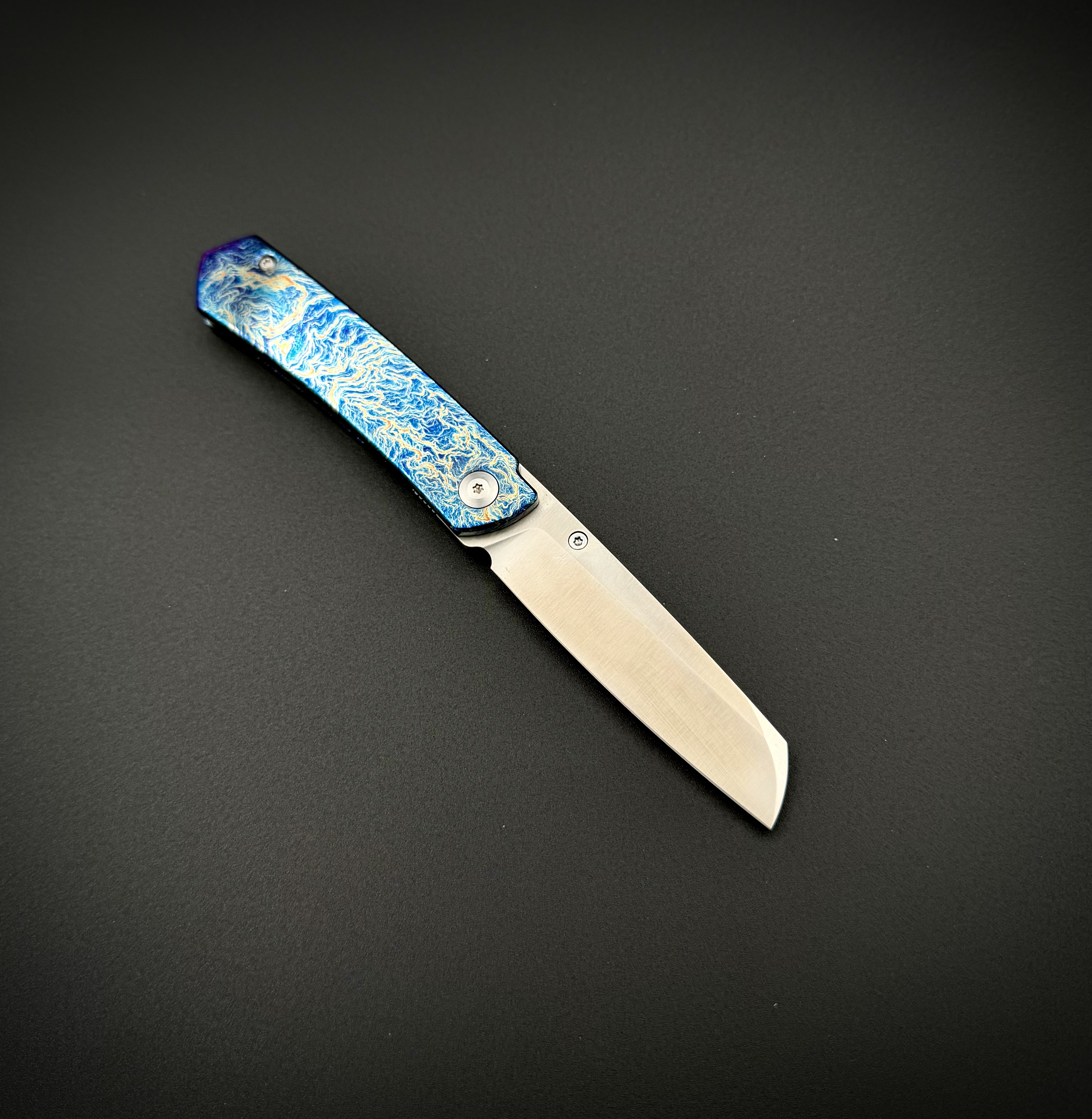 Складной нож Ghost Electric Blue Pioneer EDC