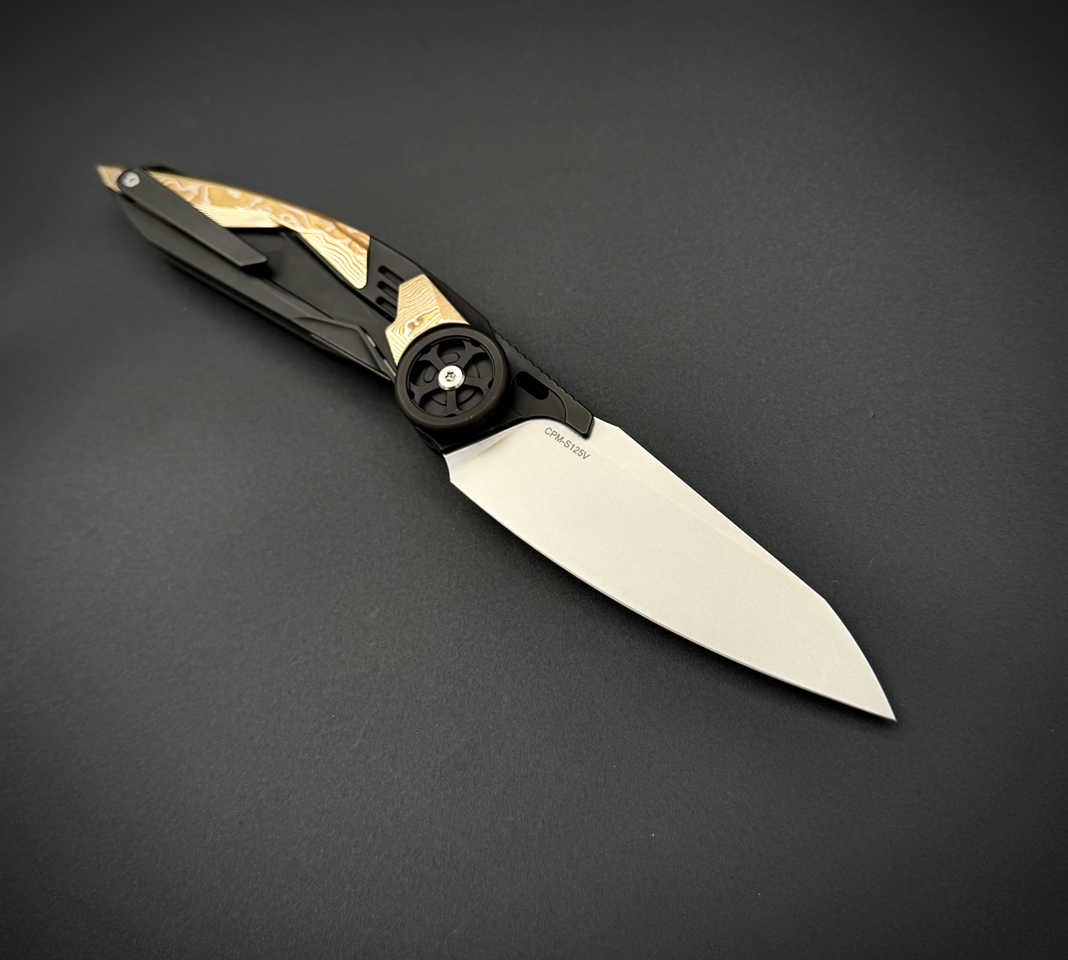 Складной нож Itrion AY-T-24046 Timascus Gold CPM S125V