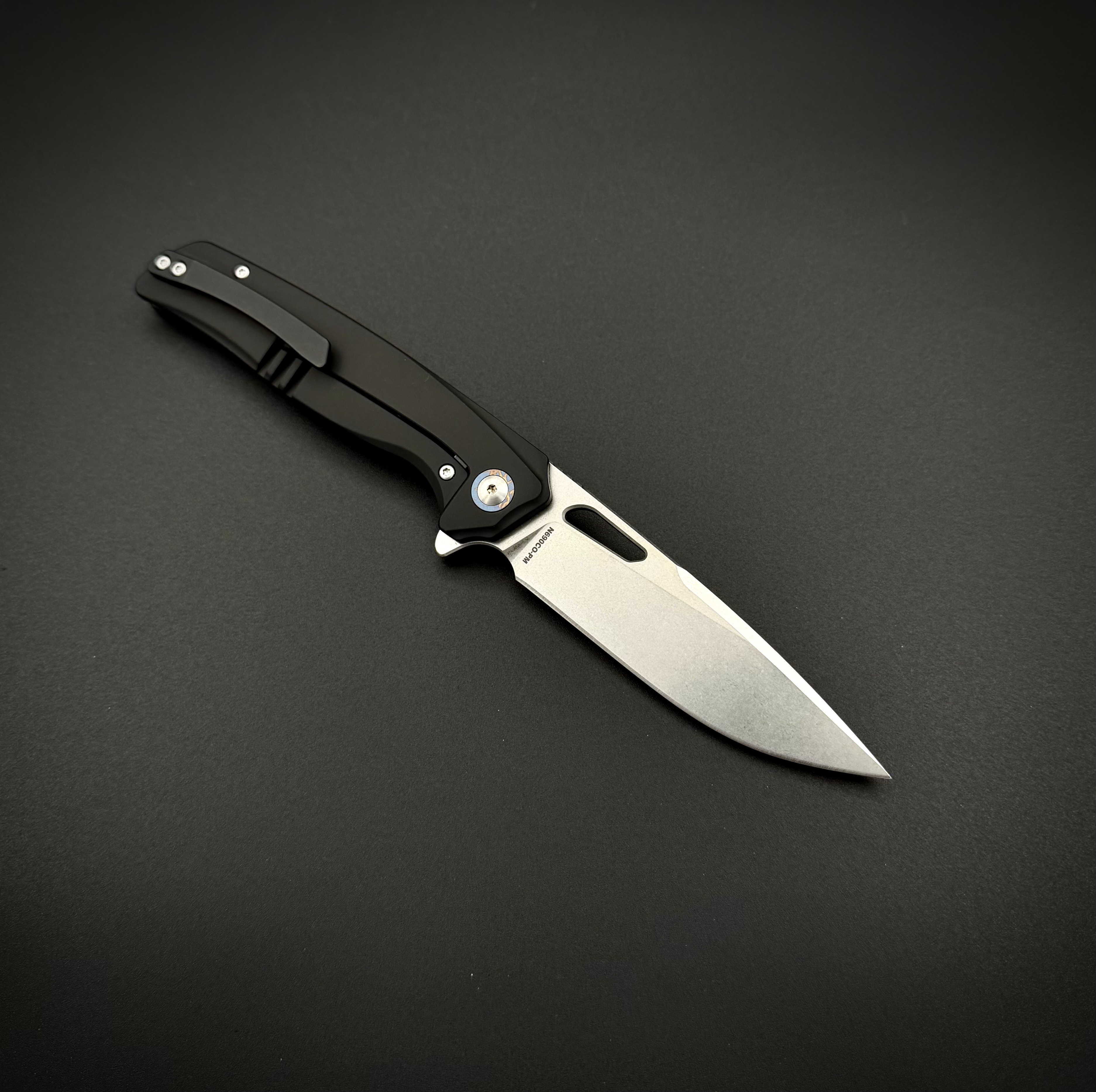 Складной нож Void Black Titanium Spear Point Alpha Miu