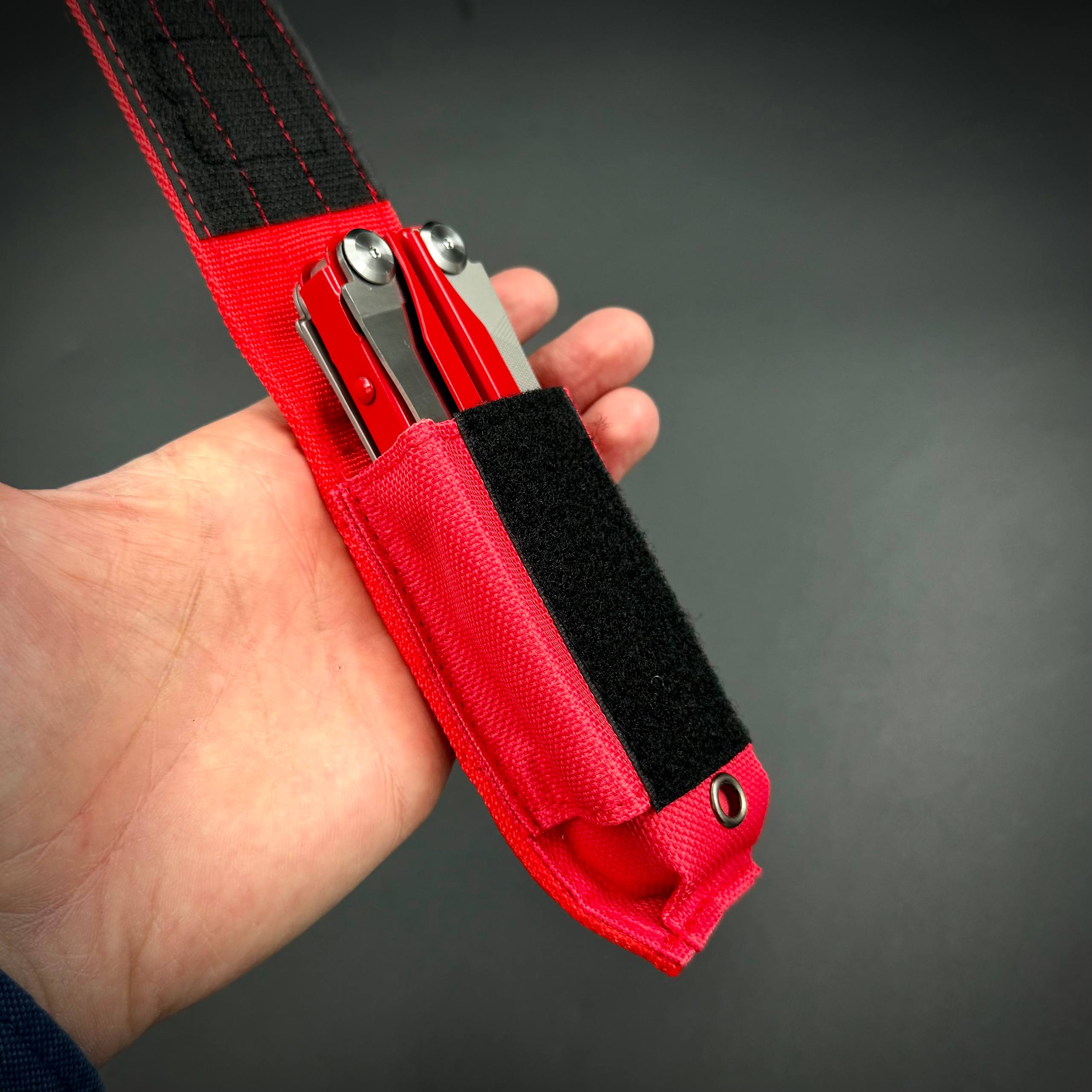 Мультитул SQ08 RED Alpha Miu