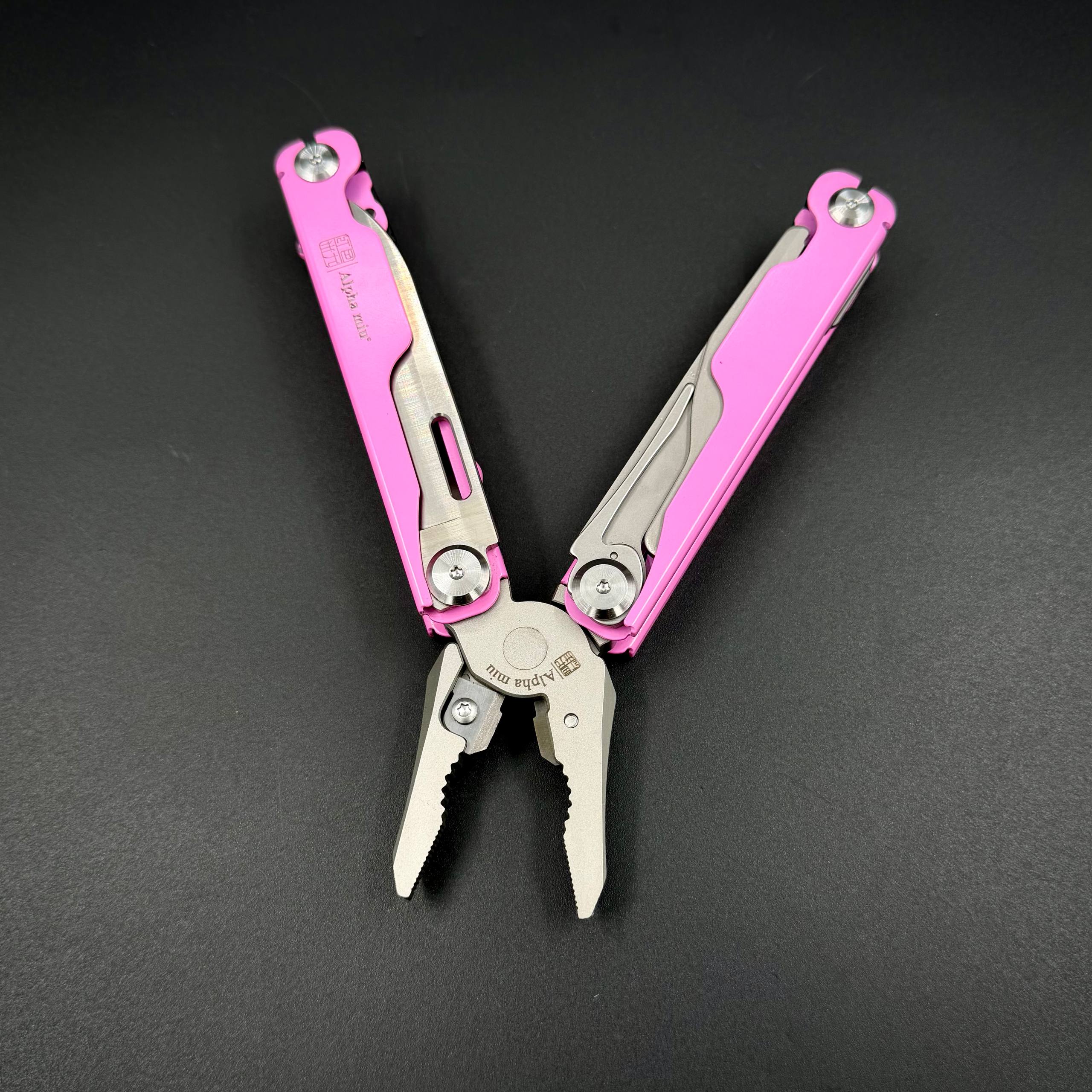 Мультитул SQ08 Flamingo Alpha Miu